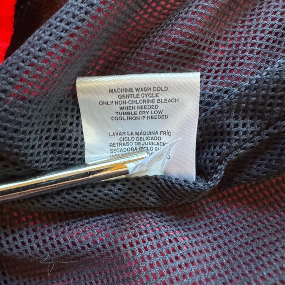 TOMMY HILFIGER Red Women’s Lightweight Everyday Weather Resistant Windbreaker M - Picture 15 of 16